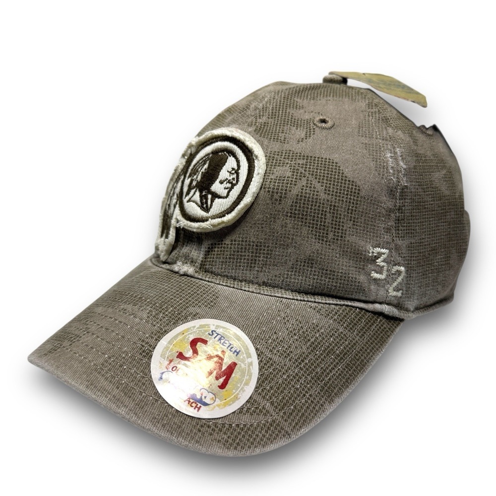 Reebok Old Orchard Beach Washington Redskins Flex Fit S/M Camo Distressed NWT
